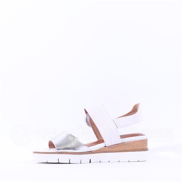 Tamaris Michi Wedge Ring Buckle Sandal - White Silver