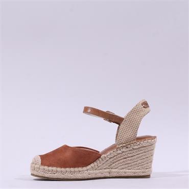 Tamaris Eloisee Closed Toe Espadrille - Cognac