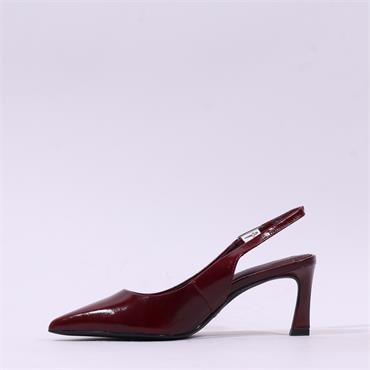 Tamaris Aquila Pointed Slingback Heel - Merlot
