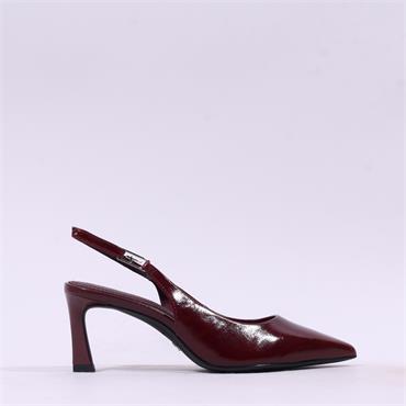 Tamaris Aquila Pointed Slingback Heel - Merlot