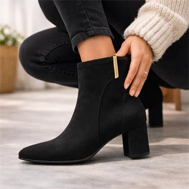 Marco Tozzi X Guido Lode Ankle Boot - Black
