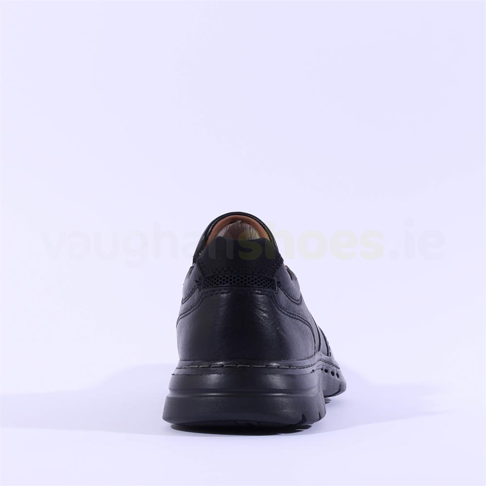 un brawley step black leather