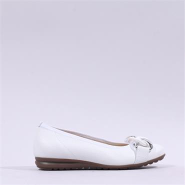 Gabor Sabia Link Detail Ballerina Pomp - White