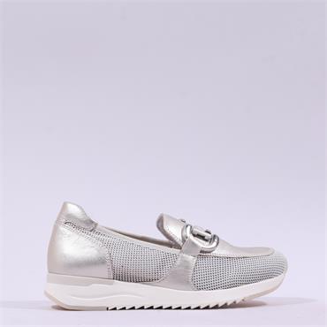 Caprice Kaia Mesh Slip On Link Shoe - Platinum