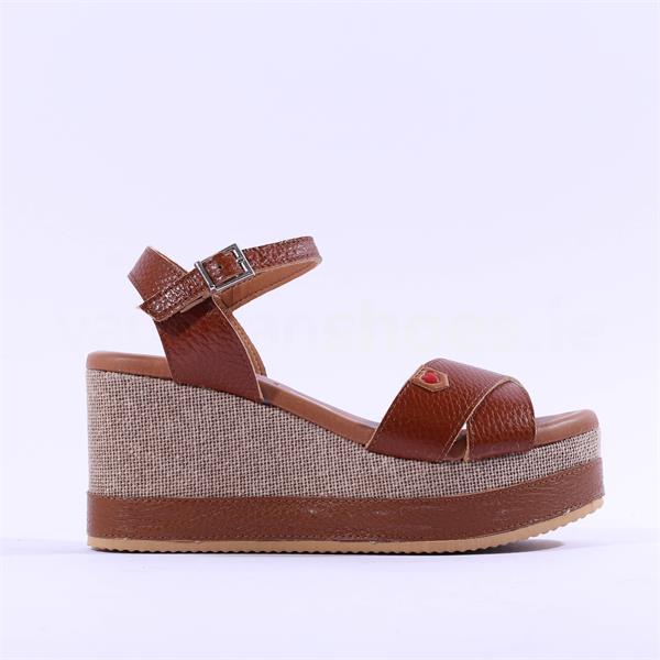 tan sandals flatform