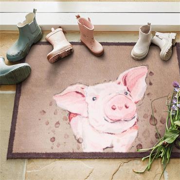 HUG RUG FARMYARD PIG 65X85