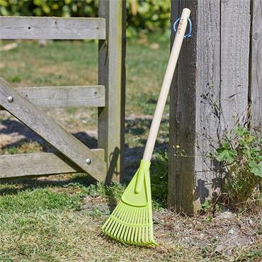SMART GARDEN LEAF RAKE FSC