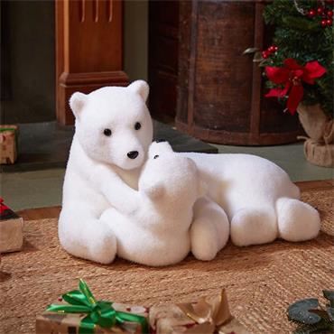 THREE KINGS POLAR BEAR & CUB