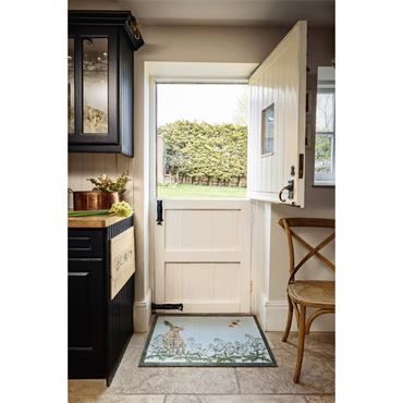 HUG RUG SALLY SWANNELL HARE & SHEPHERD'S PURSE 65X85