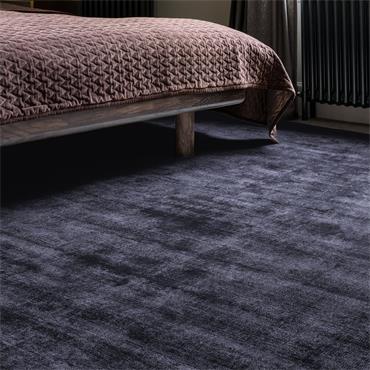 Blade Navy 066x240cm