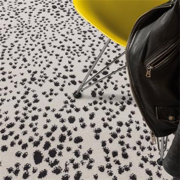 Muse 066x240cm Black Spotty MU11
