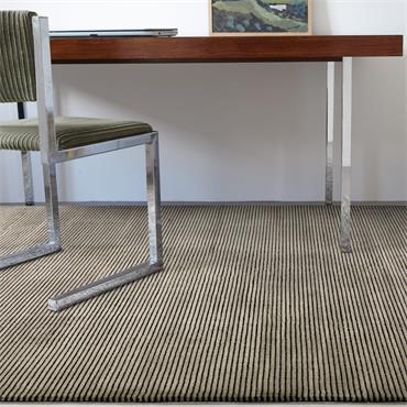 Kuza 200x290cm Plain Stripe Khaki