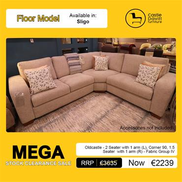 Oldcastle 2 Seater with 1 arm (L) Corner 90, 1.5 Seater with 1 arm(R) - Fabric Group IV