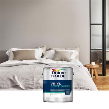 Dulux Soft Sheen Just Walnut 2.5 Litre