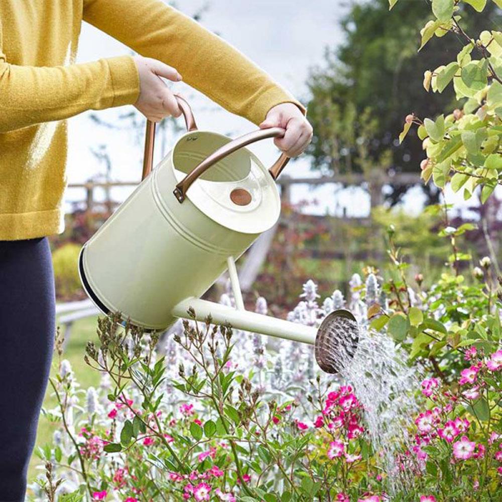Smart Garden Watering Can Cream 9L Stakelums Home & Hardware