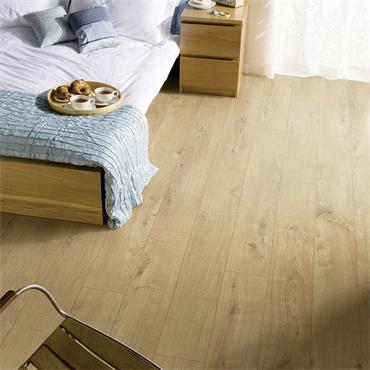 New Barnyard Oak Laminate Flooring 12mm (Per Pack)