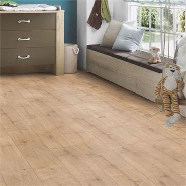 New Hampshire Oak Laminate Flooring 12mm (Per Pack)