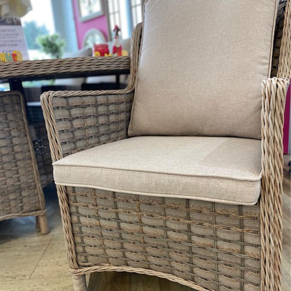 Hampton Rattan 8 Seater Oval Set | Stakelums Home & Hardware