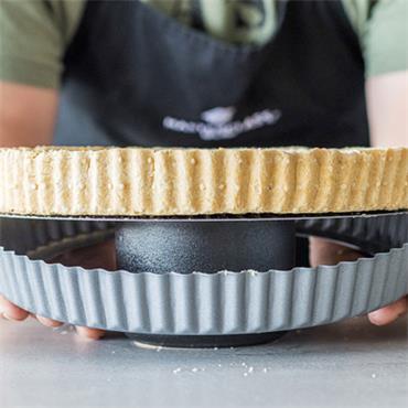 Kitchencraft Non-stick Loose Base Flan & Quiche Tin