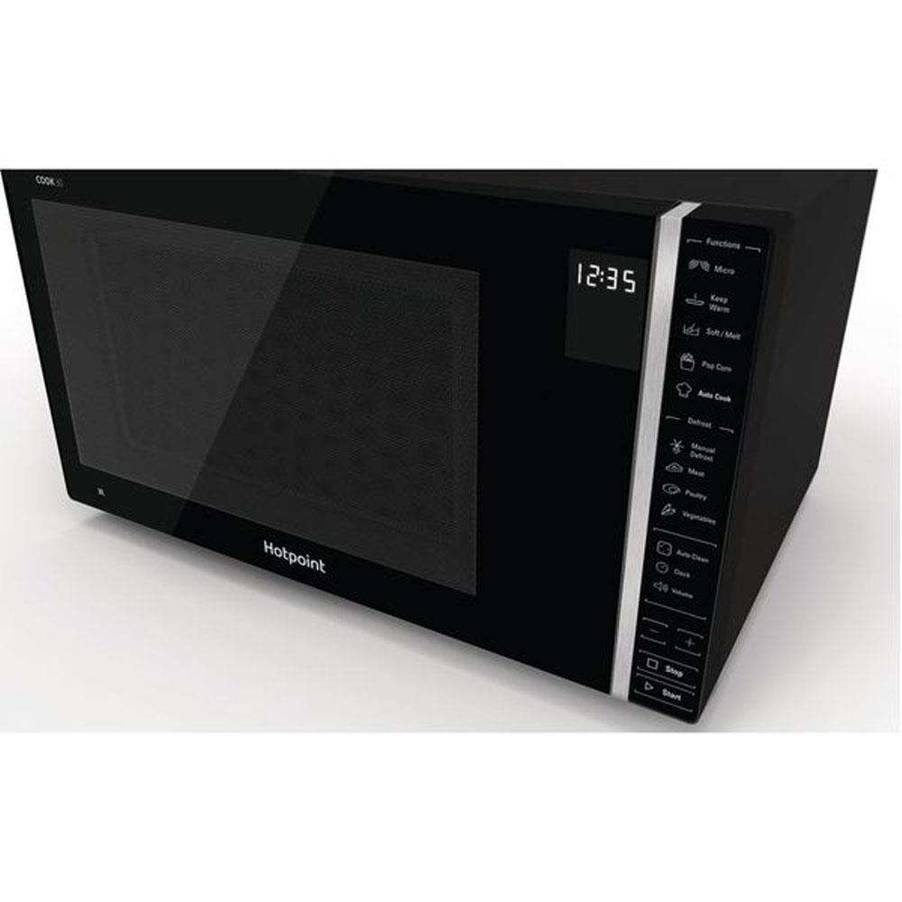 black microwave 900w