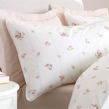 Vintage Rosebud Lace Cream Quilt Set