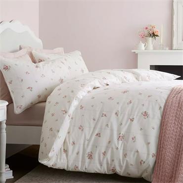 Vintage Rosebud Lace Cream Quilt Set