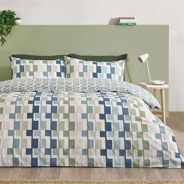 Bryson Blue Quilt Set