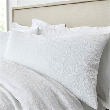 Fleur Matelasse White Quilt Set