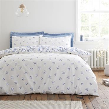 Thea Floral Blue Quilt Set