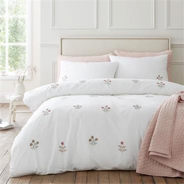Adeline Floral White Quilt Set