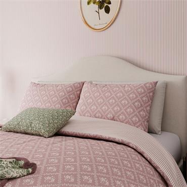Helena Springfield Meadow Posy Duvet Set