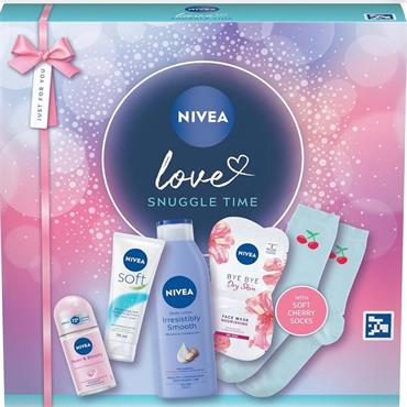 Nivea Love Snuggle Time Gift Set