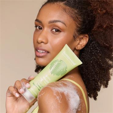 Human&Kind Body Wash Sweet Apple + Herb