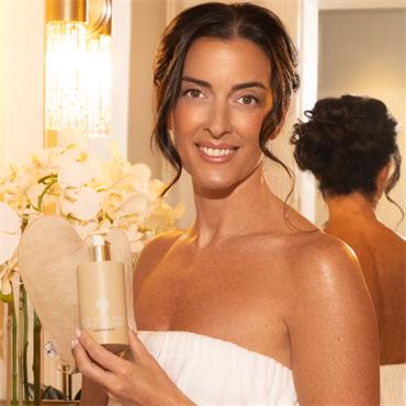 Lisa & Co Gradual Tan Light/Medium 250ml