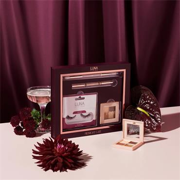 Luna Holiday 2025 Midnight Gaze Set