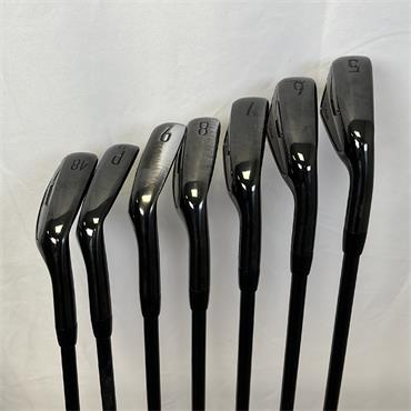 Titleist T200 BLACK 5-GW AMT Stiff Irons Gents RH