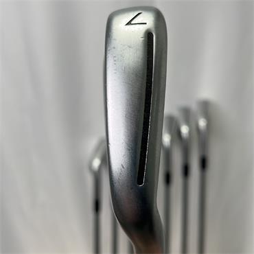 TaylorMade P790 4-PW +0.5" DG Steel Stiff Irons Gents RH