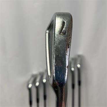 Titleist 690 CB 3-PW Stiff Steel Irons Gents RH