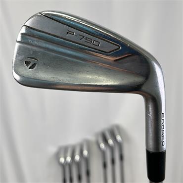 TaylorMade P790 4-PW+GW -0.5" D.G Stiff Steel Irons Gents RH