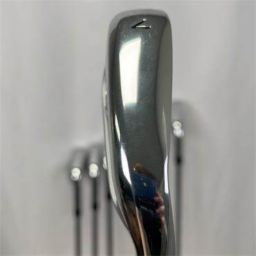 Callaway ELYTE 4-PW +1" DG XStiff Steel Irons Gents RH