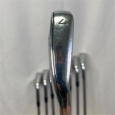 Callaway Rogue ST Pro 4-PW -0.5" Stiff Steel Irons Gents RH