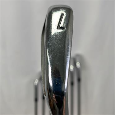 Titleist T100 4-PW Stiff Steel Irons Gents RH