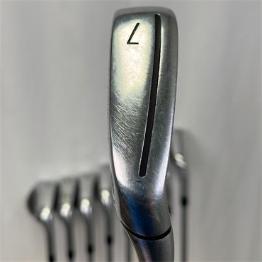 TaylorMade Qi 5-GW+SW Graphite Ladies Irons RH