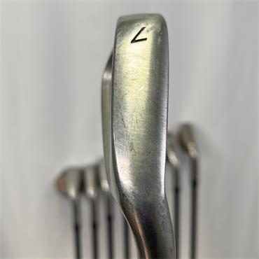 TaylorMade Firesole 4-SW Graphite Ladies Irons RH