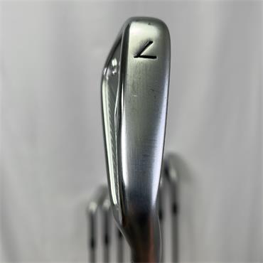 TaylorMade P7MC 4-PW KBS Tour Stiff Irons Gents RH