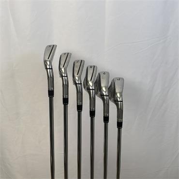 TaylorMade Sim 2 Max 5-PW KBS MAX Reg Steel Irons Gents RH