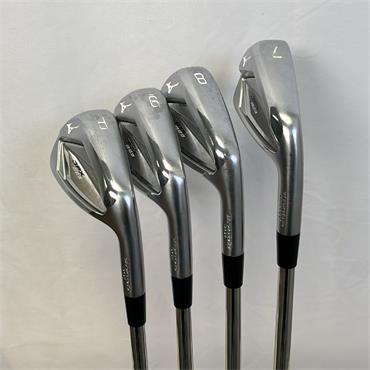 Mizuno JPX923 Forged 7-PW $ Taper Reg Steel Irons Gent RH