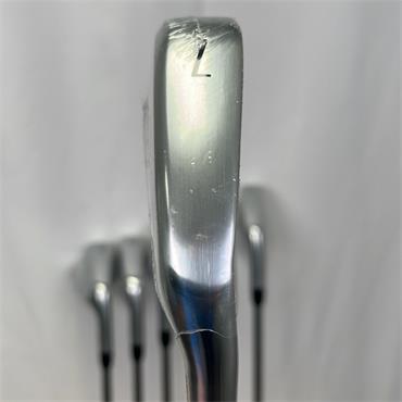 Titleist T250 4G 5-PW AMT Red Stiff Steel Irons Gents RH