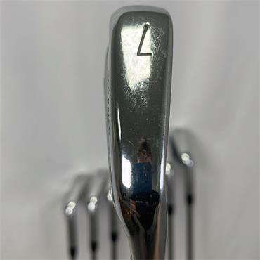 Titleist T200 3G 4-PW +1" AMT Red Stiff Steel Irons Gent RH