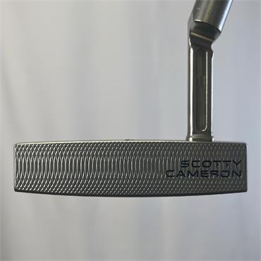 Scotty Cameron 2025 Phantom 7.2 33" Putter Gents RH